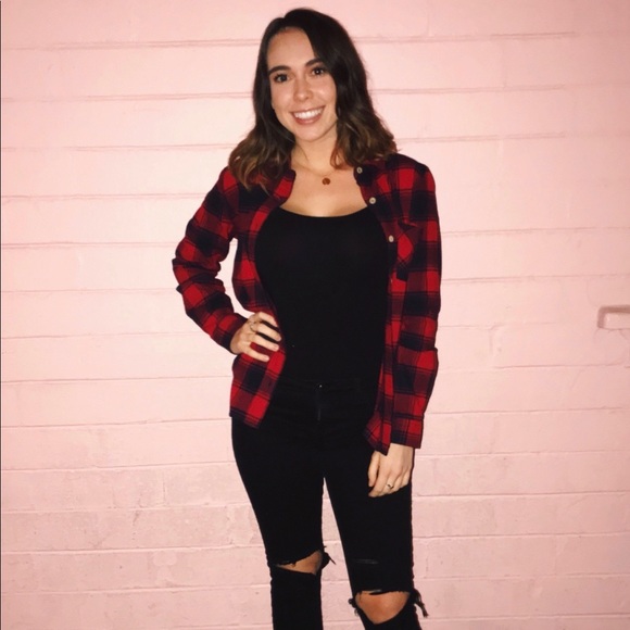 Meet your Posher, Jessica - Picture 1 of 1